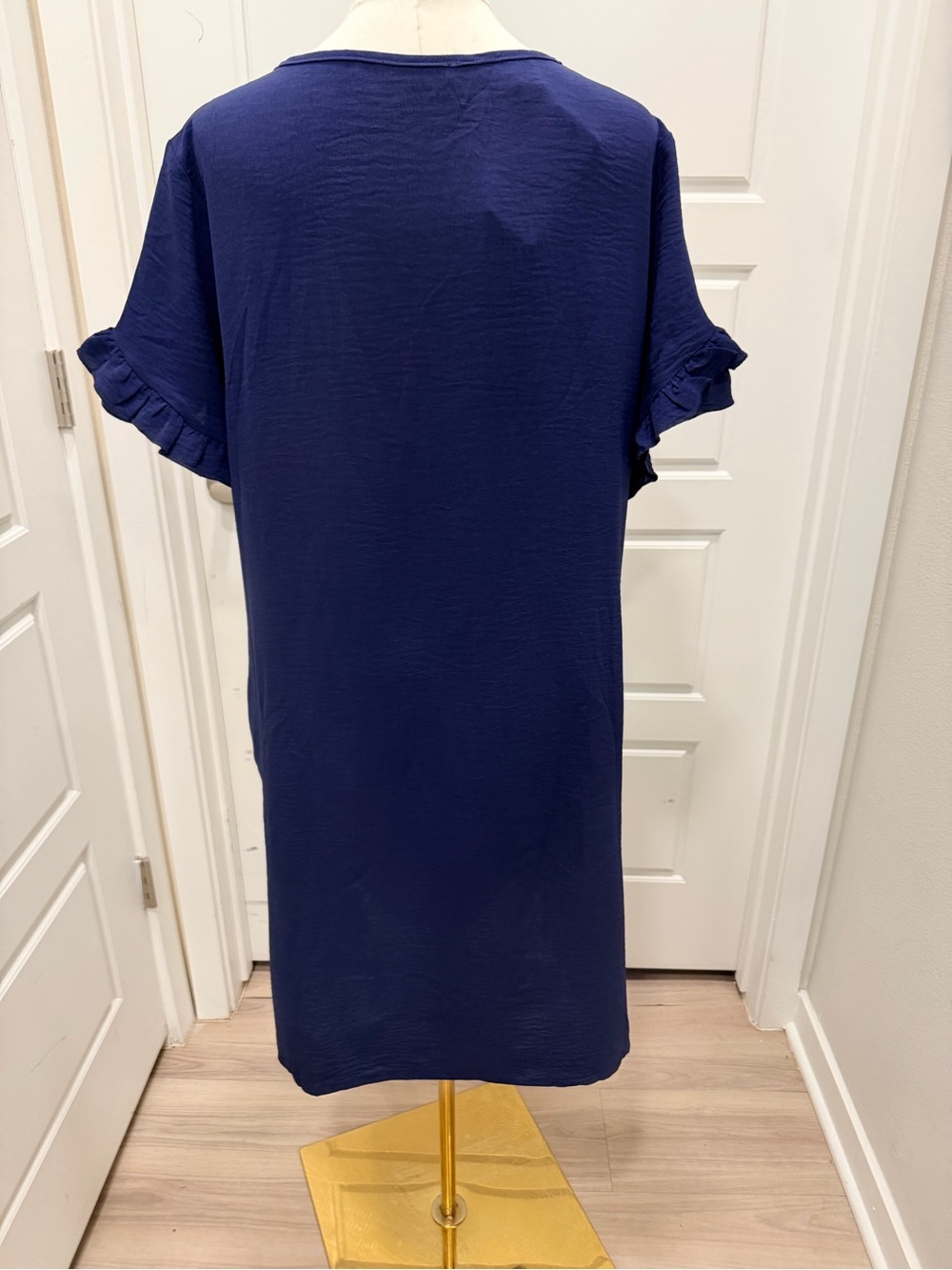 Hotouch Women's Navy Ruffle Sleeve Shift Dress NWT - Picture 5 of 9
